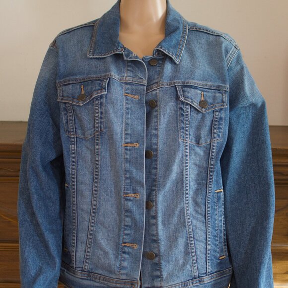 Pale blue Denim Jean Jacket / Old Navy / Size XL - Picture 3 of 8